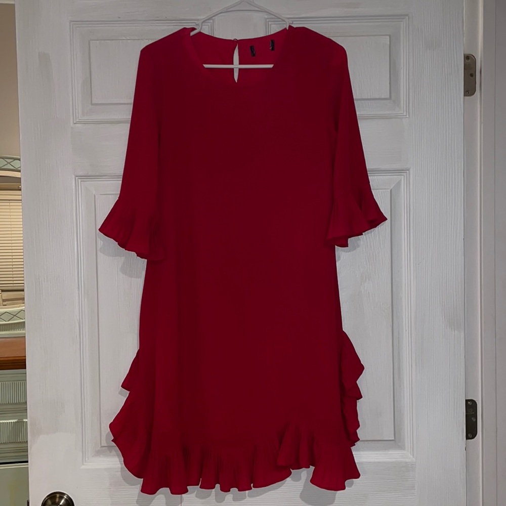 STUNNING red dress